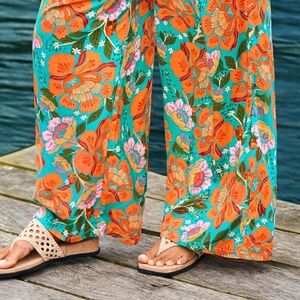 Cupshe Floral Wide Leg Pants - Orange and Green Pocjet